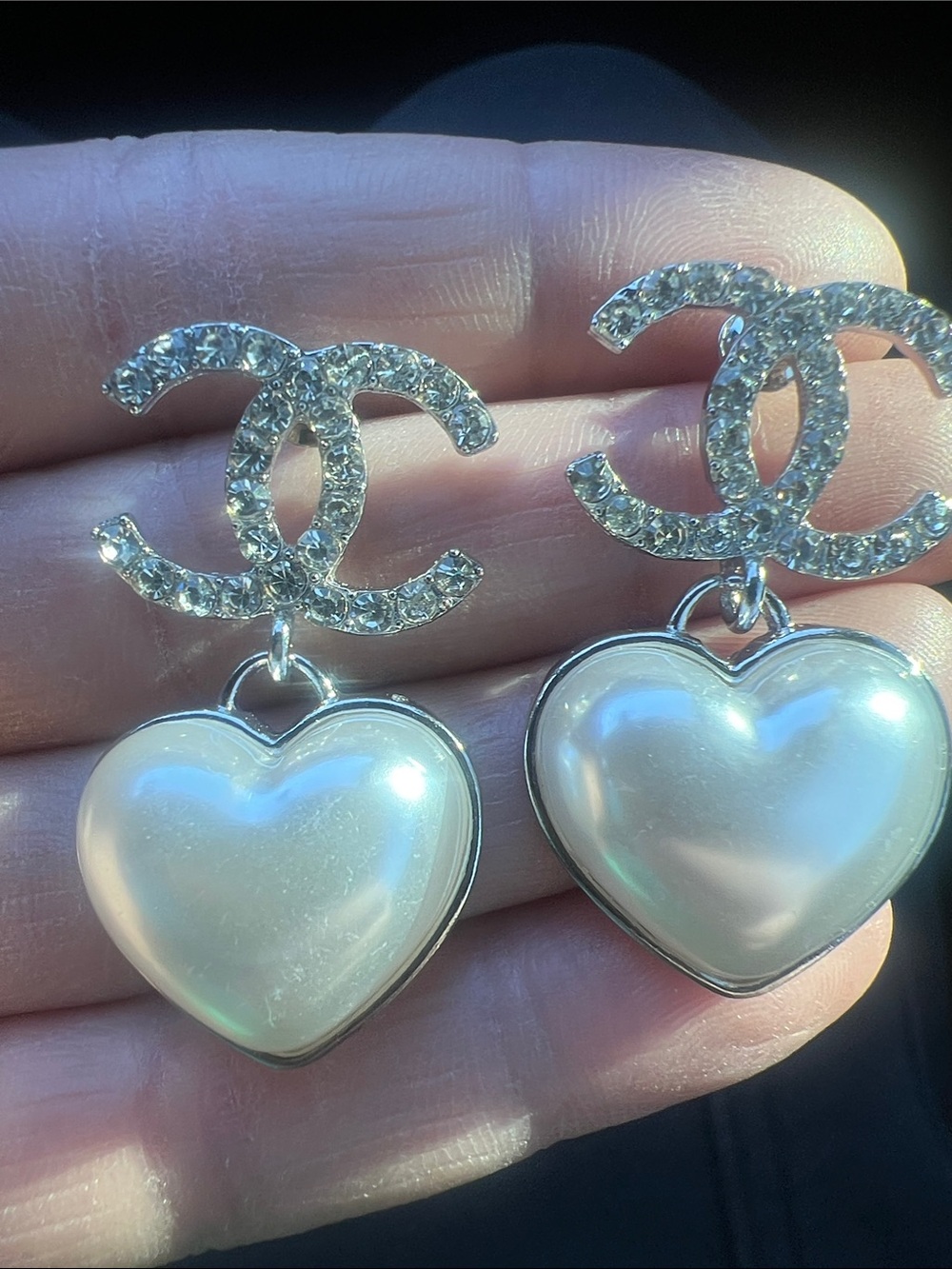 CHANEL Silver Crystal CC Logo Earrings with Iridescent White Heart Drops - Picture 5 of 8